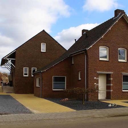 Bed And Breakfast De Meule Montfort Exterior foto