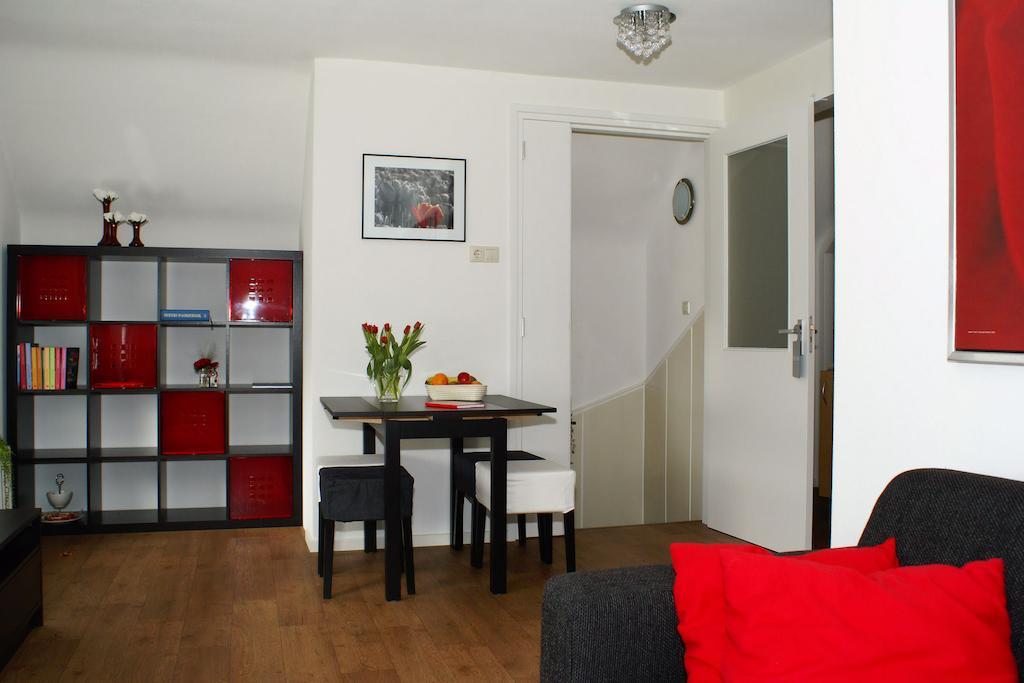 Bed And Breakfast De Meule Montfort Quarto foto